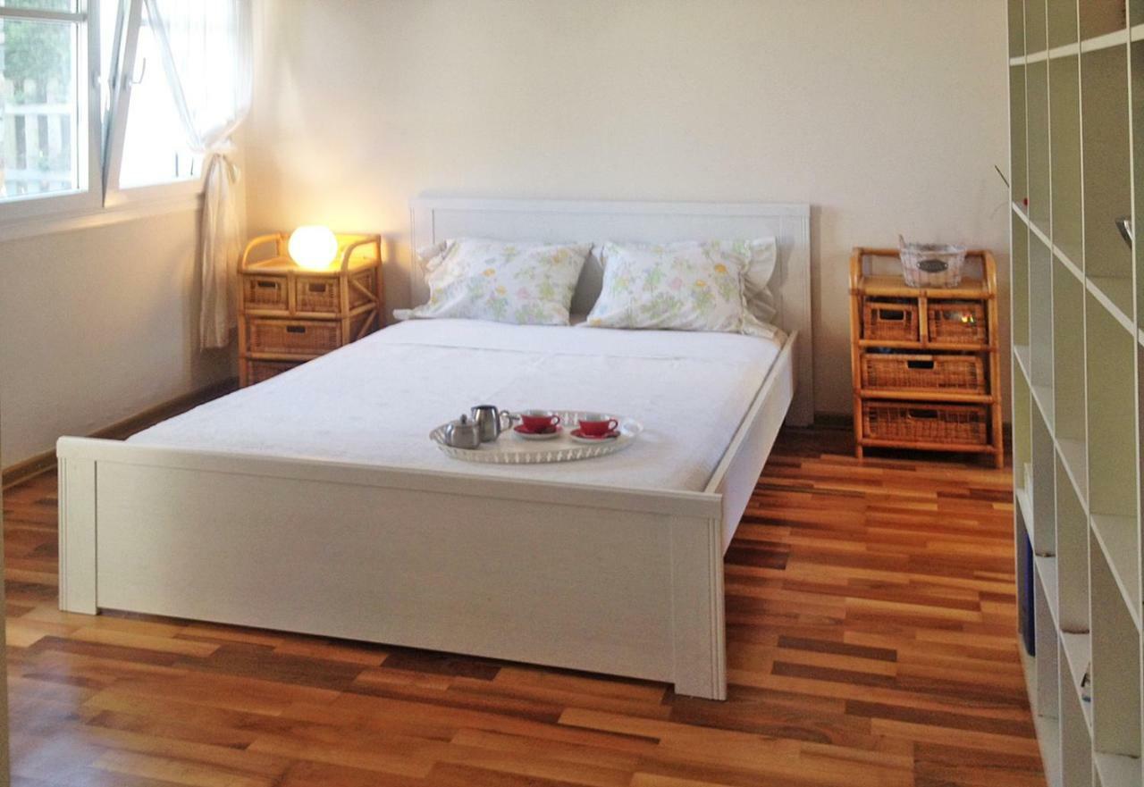 Lovely Apartm.Near Airport Kardia Luaran gambar