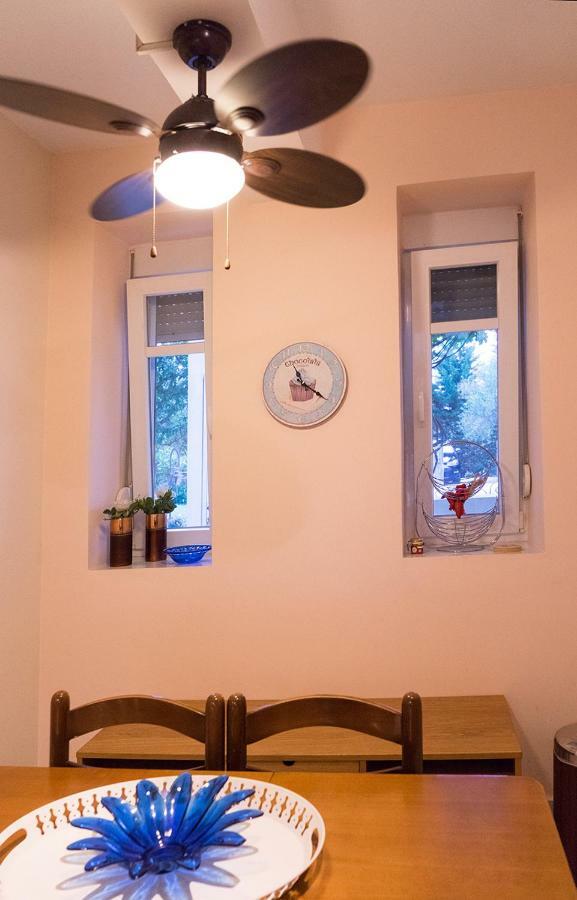 Lovely Apartm.Near Airport Kardia Luaran gambar