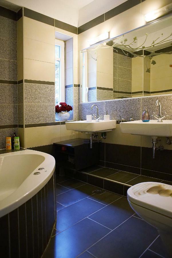 Lovely Apartm.Near Airport Kardia Luaran gambar
